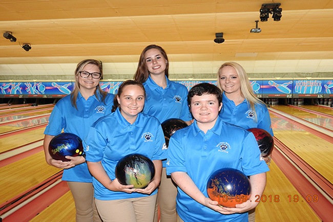 Women’s Bowling Heads to St. Vincent Tonight