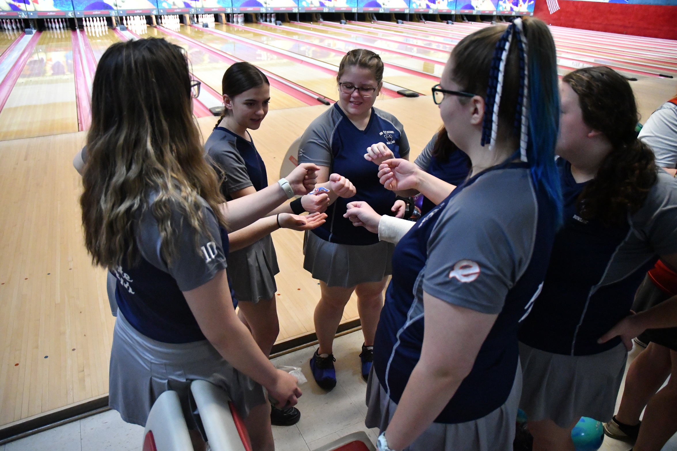Behrend Women's Bowling Advances at AMCC Championships