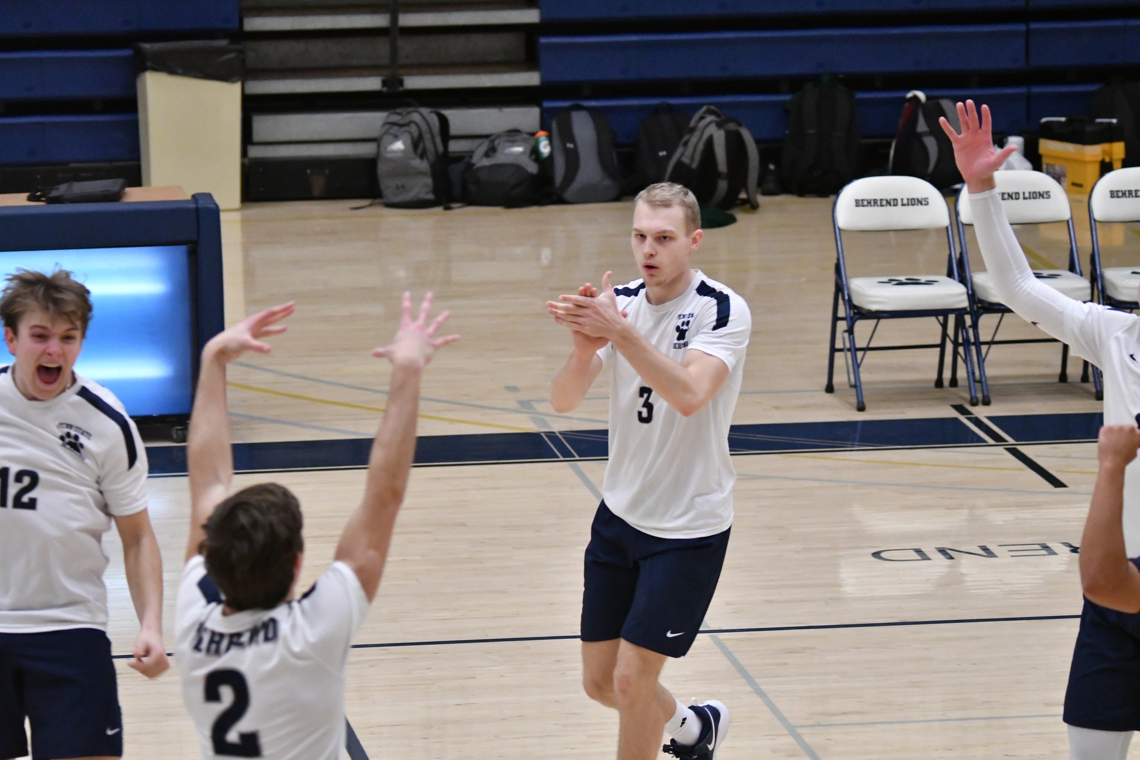 Behrend Men's Volleyball Sweeps St. Vincent in AMCC Semifinals