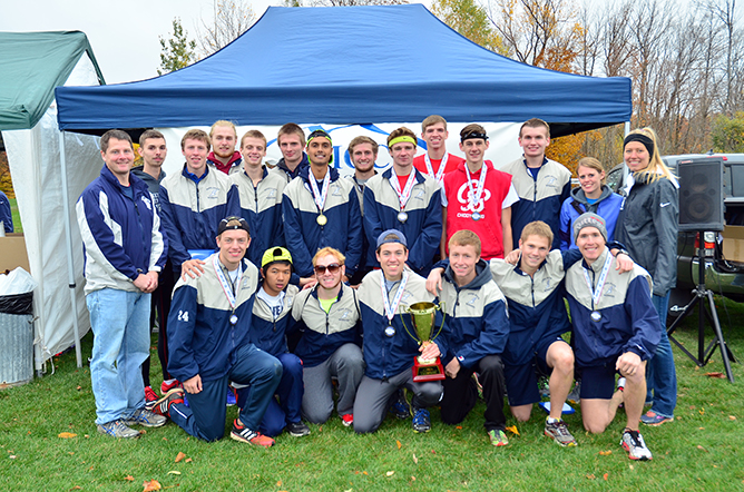 Men's Cross Country Wins Fifth Straight AMCC Championship