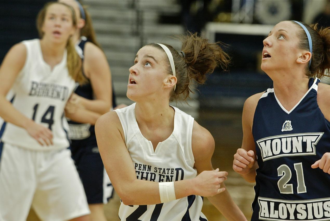 No. 25 Medaille Uses Second Half to Down Behrend