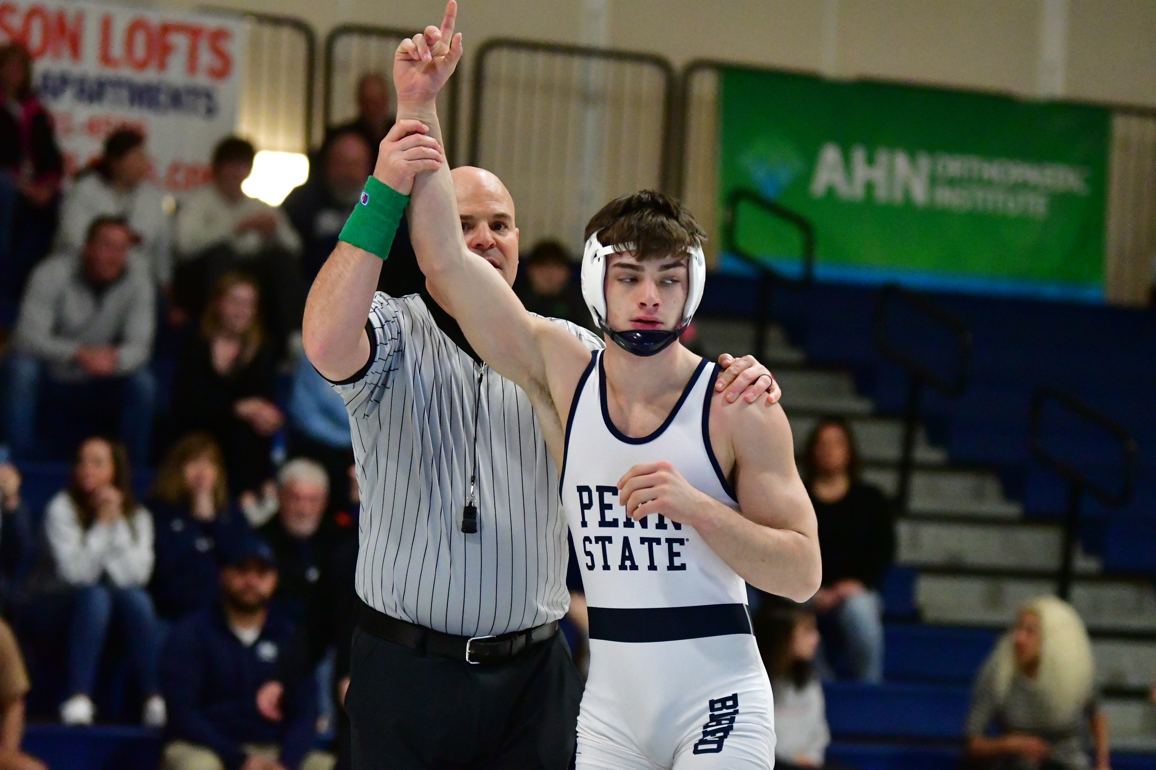 Neil Places Sixth at NCAA Southeast Wrestling Regionals
