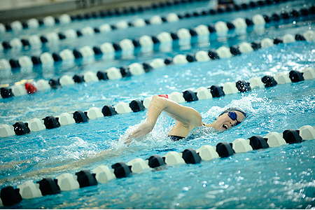 Gannon Drops Women's Swimming & Diving