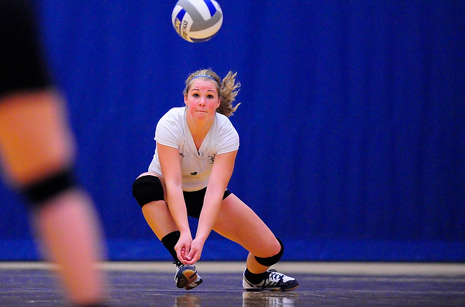 Lions Fall in Five Sets to Grove City