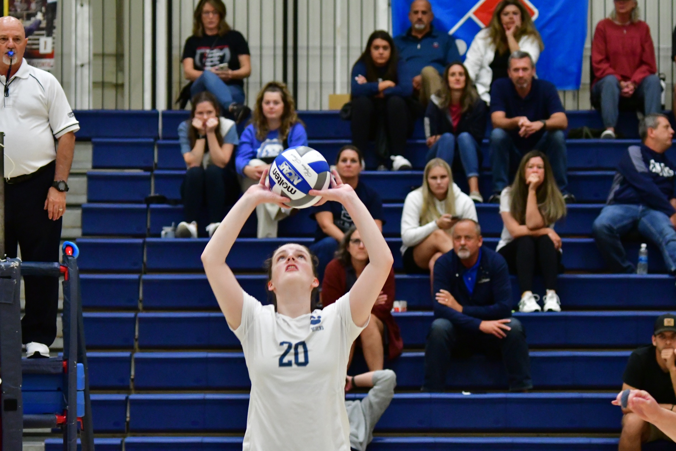 Women's Volleyball Improves to 6-1 With a Pair of Wins