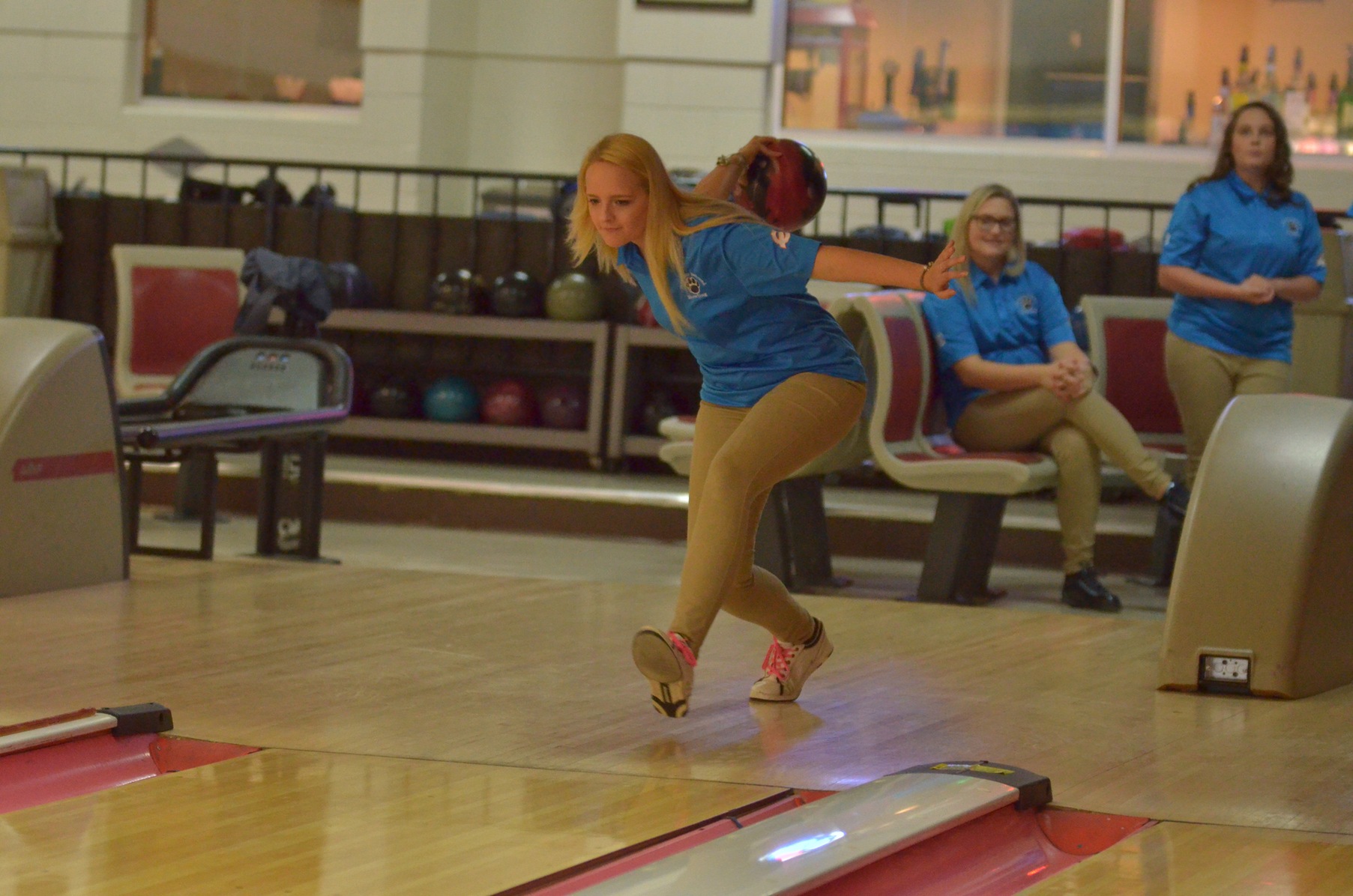 Bowling Travels to New Jersey for AMCC Round Robin