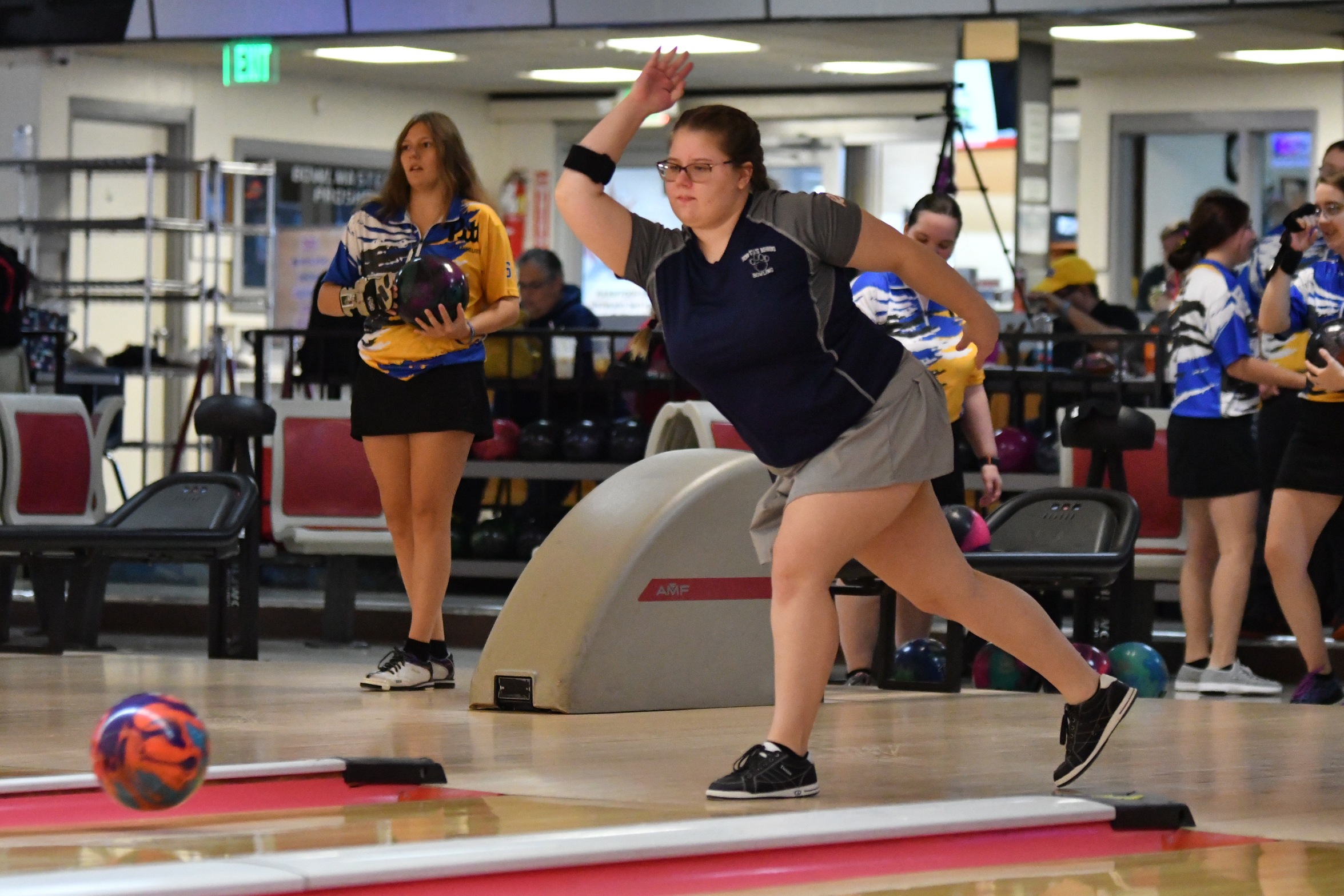 Behrend Women's Bowling Tied for Second at AMCC Round Robin