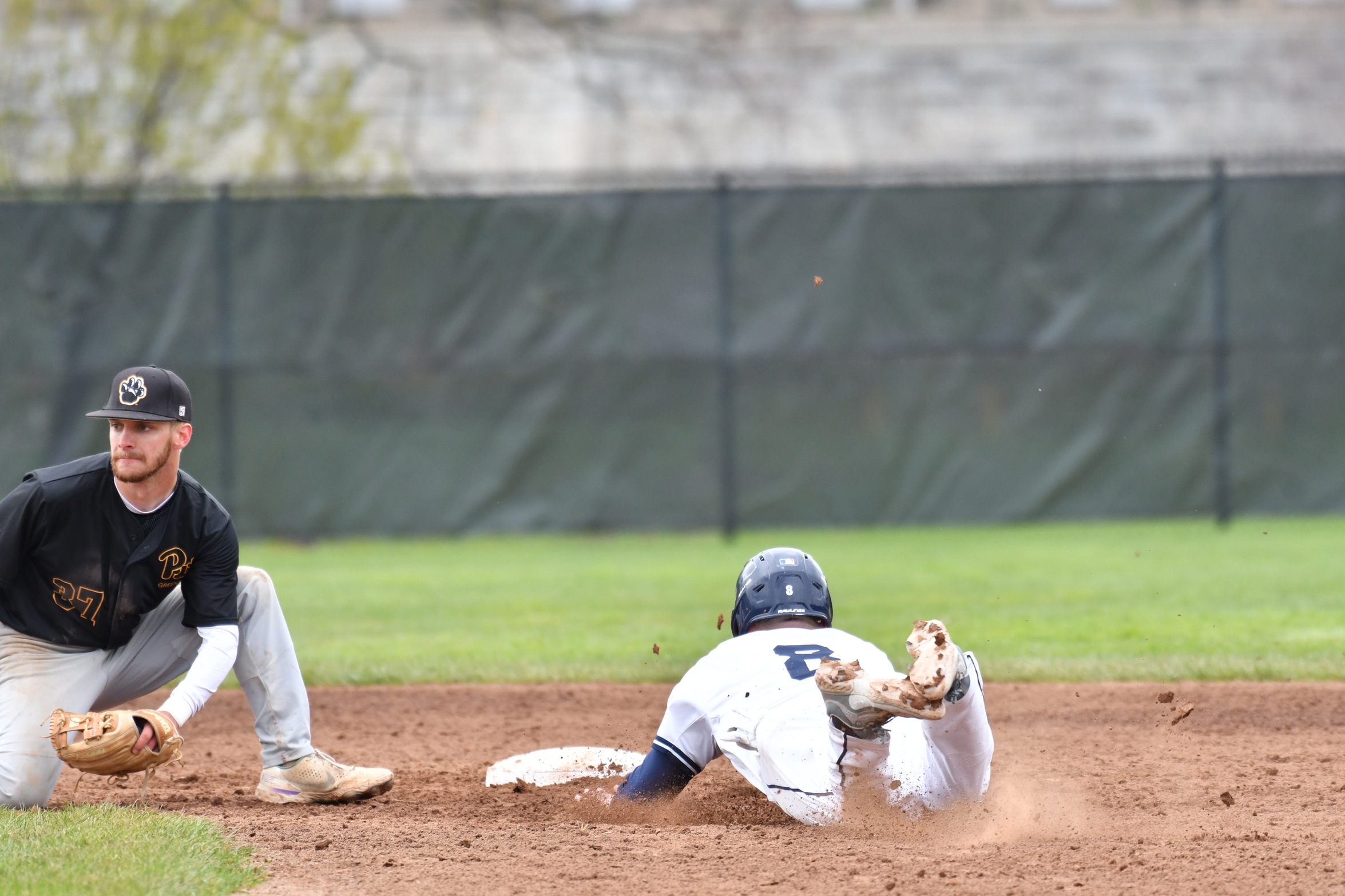 Penn State Altoona Edges Behrend Baseball in AMCC Tournament