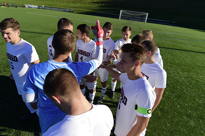 Men's Soccer Travels to D'Youville for Regular Season Finale Tonight
