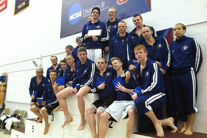 Men's Swimming and Diving Make It Eight Straight AMCC Titles