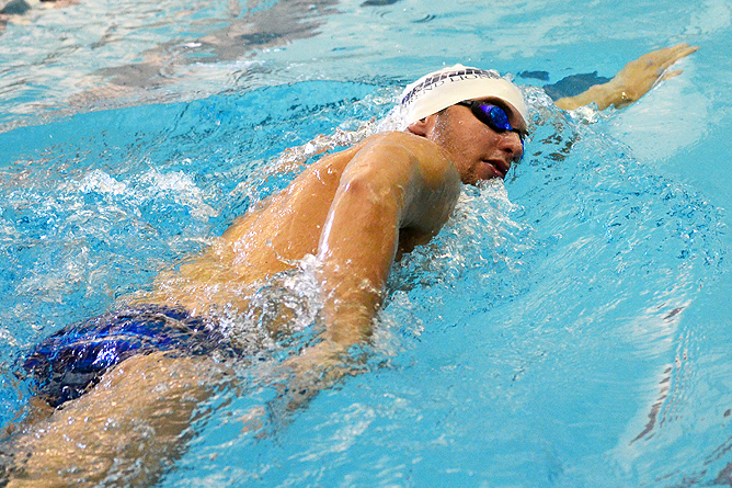 Men's Swimming and Diving in Fourth at Blue Devil Invitational