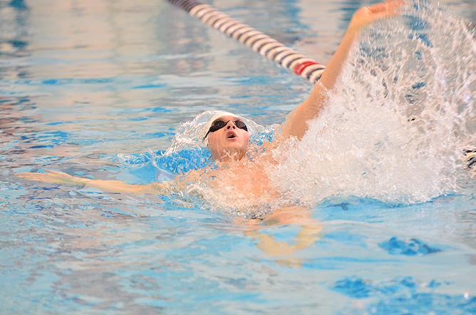 St. Vincent Defeats Men's Swimming and Diving