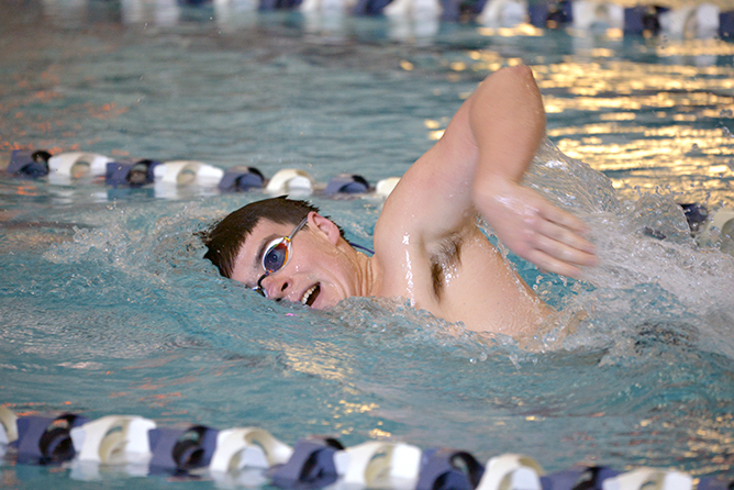 Bietz Breaks School Record in 200 IM; Lions Out Front at Fredonia Invite