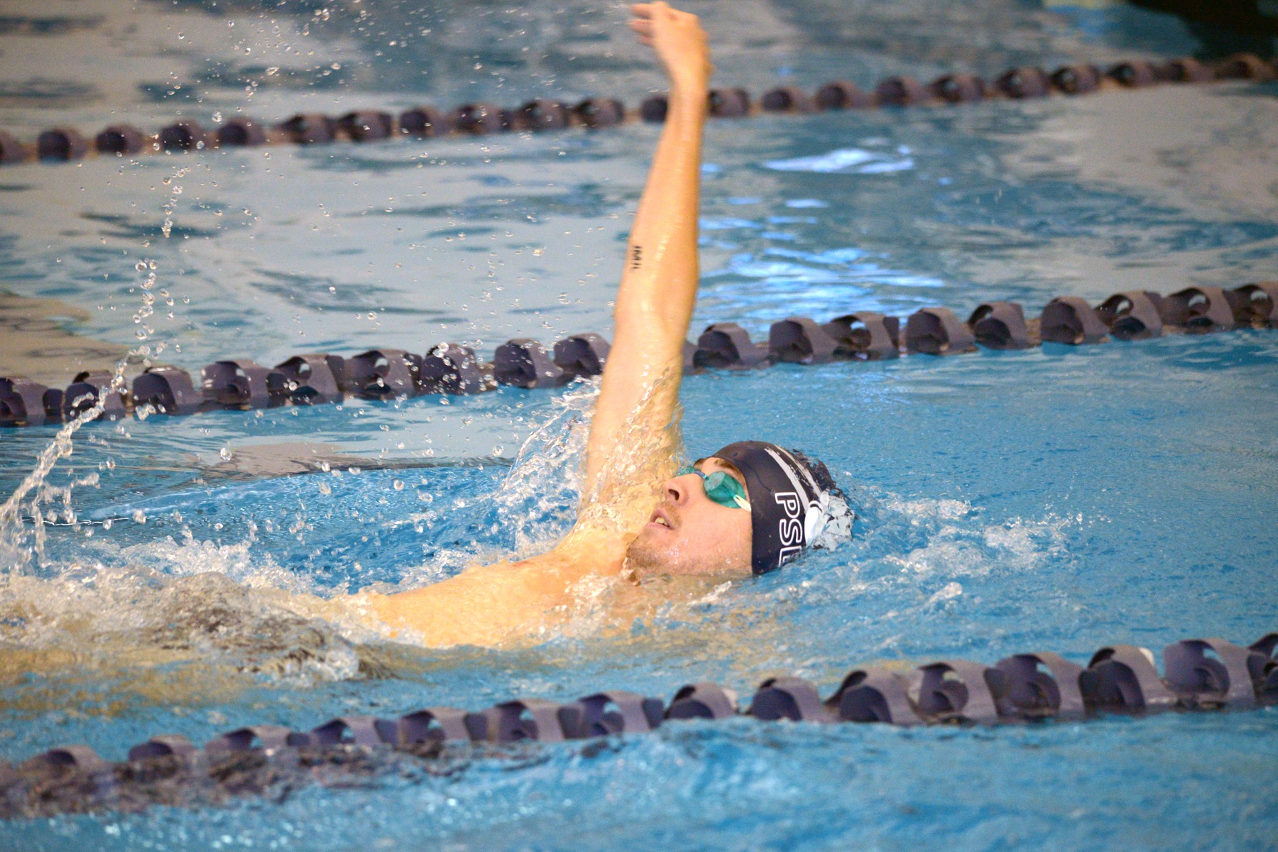 Lions Dominate Day Two to Keep Lead at Oberlin Invite