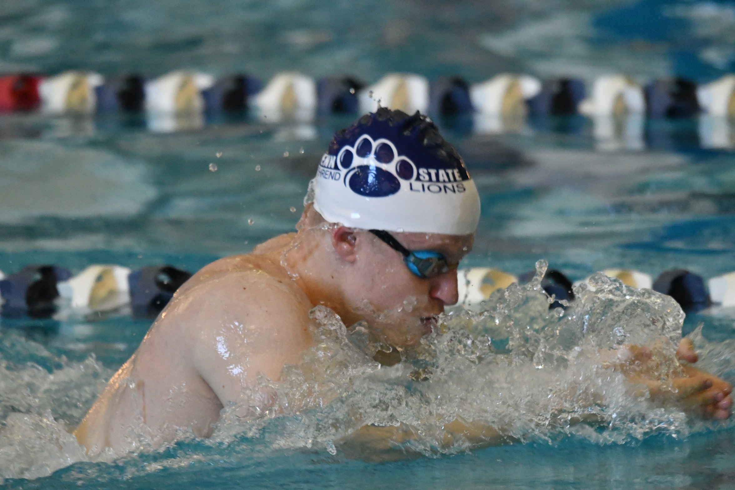 Men's Swimming and Diving in Fourth Place at Oberlin Invite