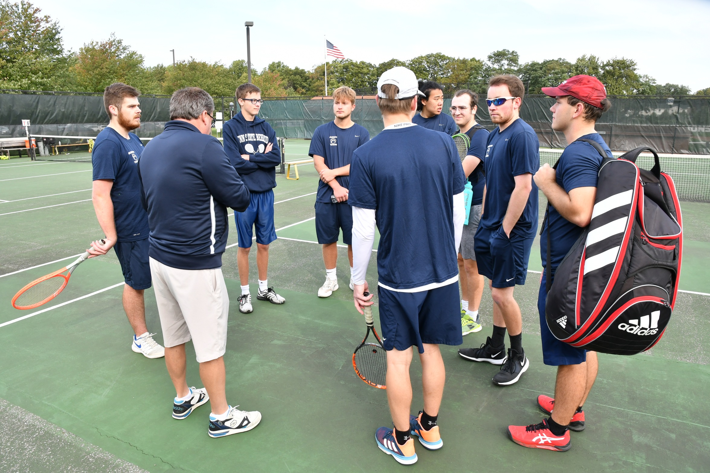 Behrend Tennis Faces Medaille in AMCC Semifinals