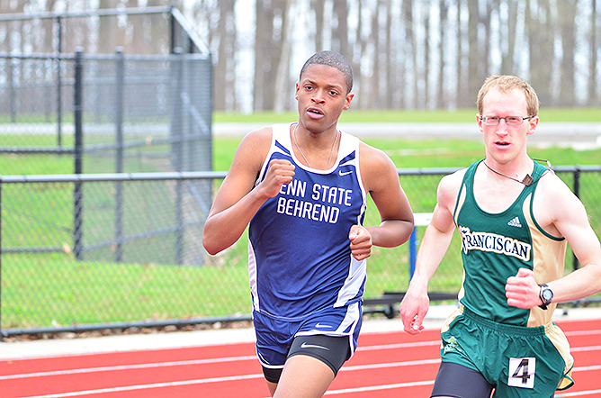 Men's Track and Field Opens Outdoor Season