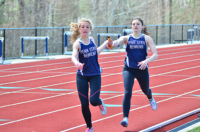 Women's Track and Field Wraps Up Day One of Cortland Classic