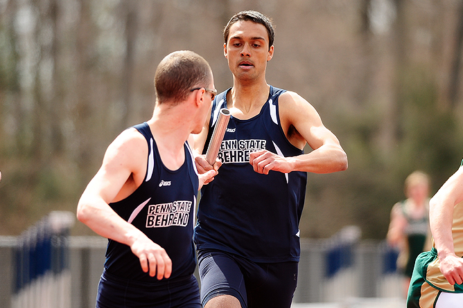 Men's Track and Field Finishes Second at CMU