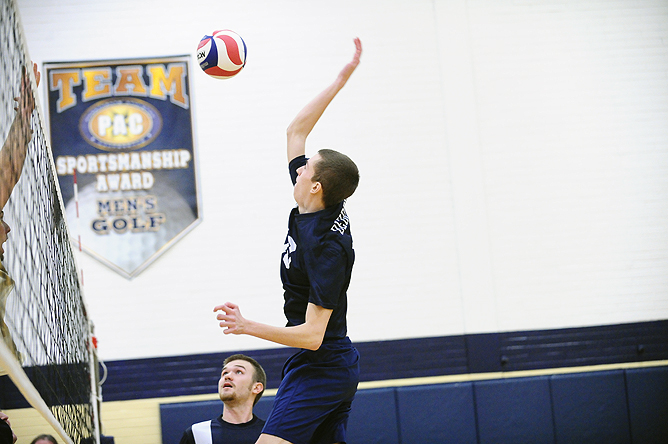 Men's Volleyball Comes Back to Defeat D'Youville
