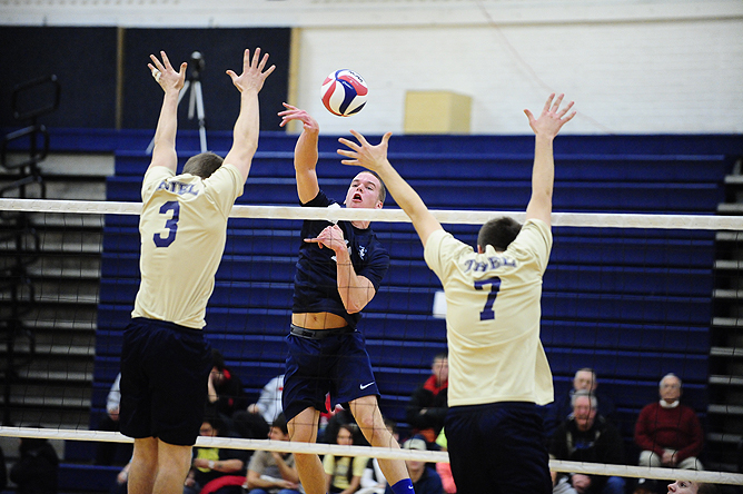 Men's Volleyball Downs Hawks Again
