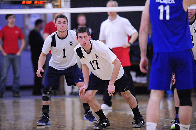 No. 10 Medaille Holds Off Men's Volleyball