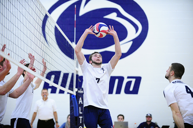 Men's Volleyball Defeats Wells in Four