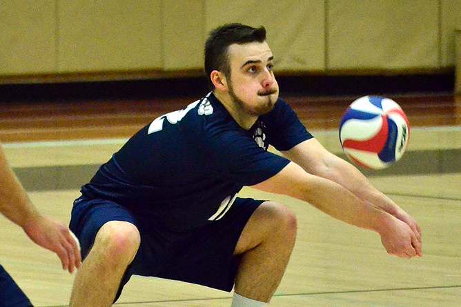 Men's Volleyball Falls Twice at Altoona