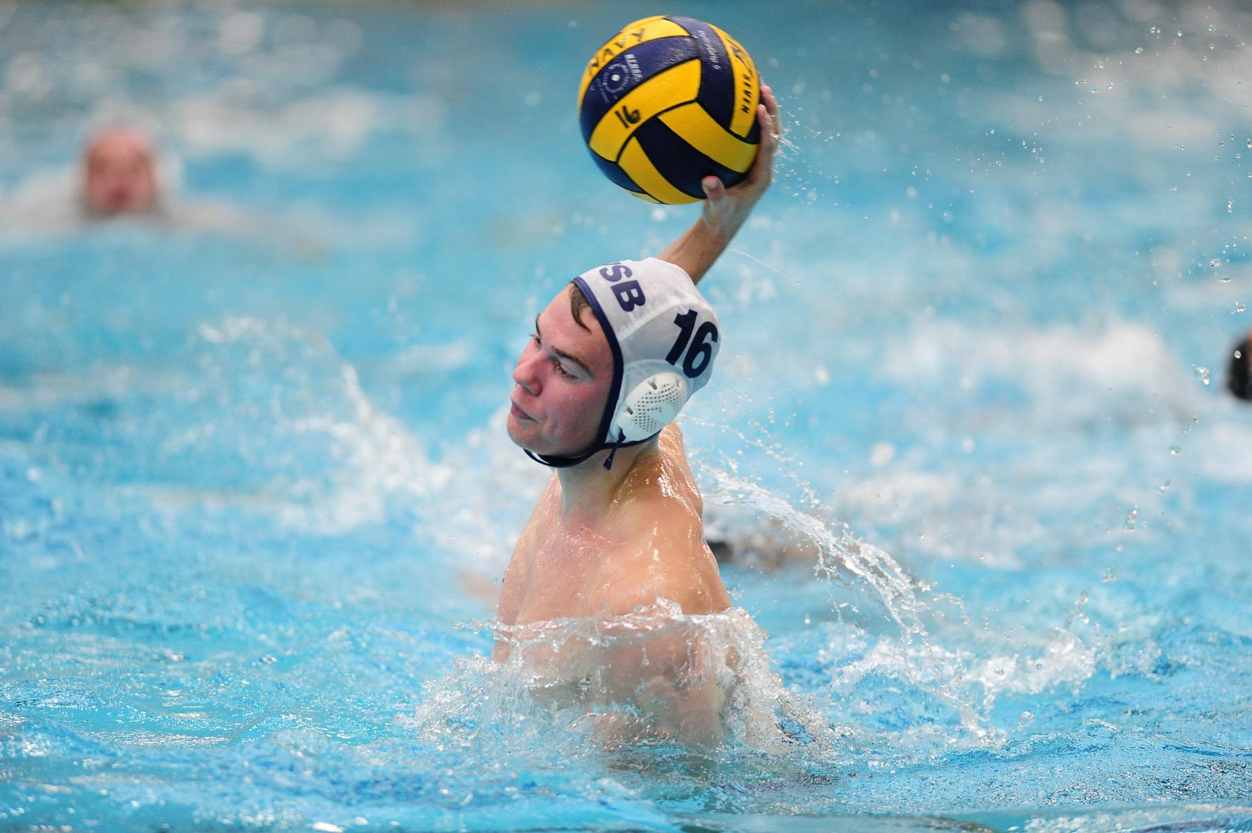 Men's Water Polo Competes in Salem, W. VA