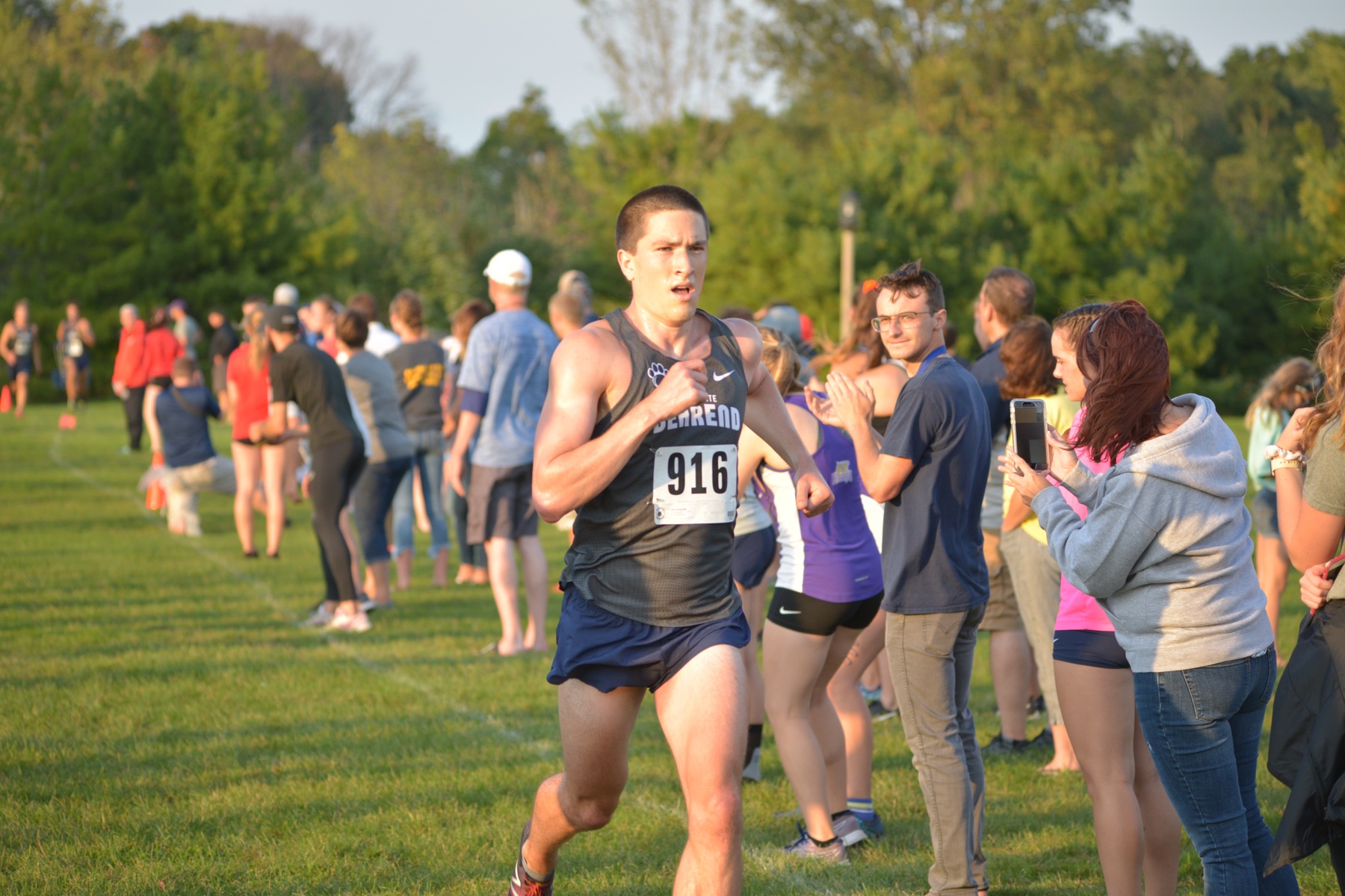 Men's Cross Country Competes in Oberlin Inter-Regional Rumble