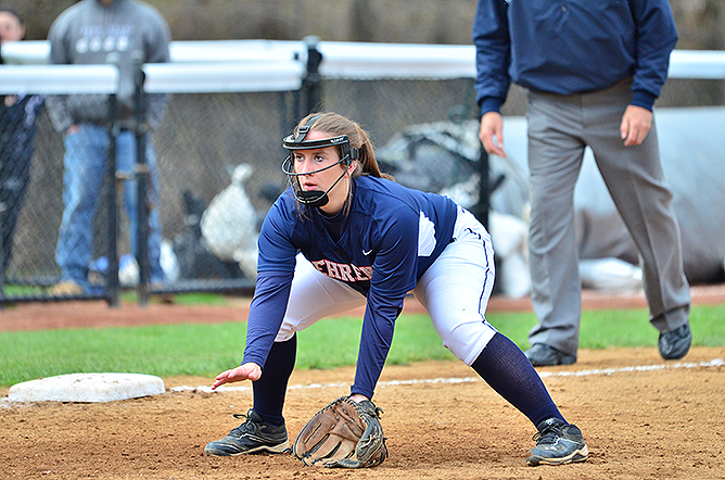 Softball Posts 10-1 Win Over Rhode Island; Fall to Roger Williams