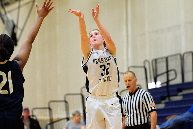 Behrend Breezes By Franciscan in AMCC Action