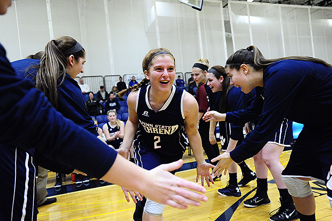 Women's Basketball Geared Up for AMCC Semifinals