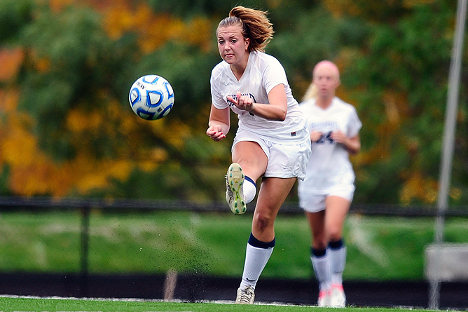 Foy Connects Again in 1-0 Victory; Lions Advance to AMCC Championship Game