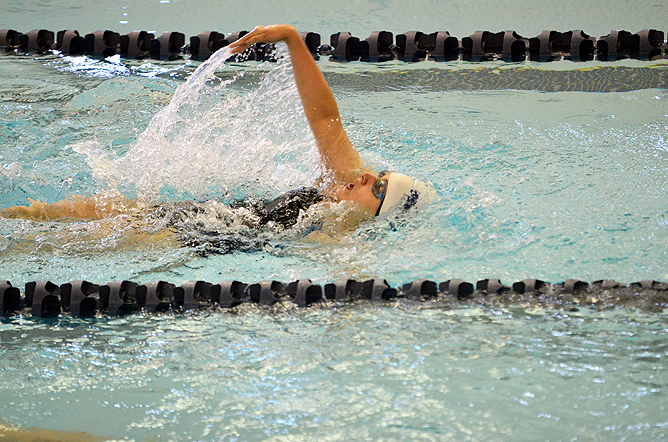 Lions Eighth After Day One of Fredonia State Invitational