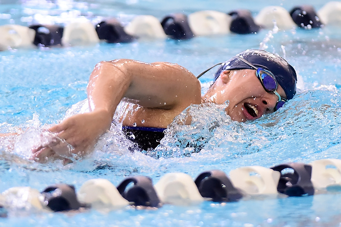 Women's Swimming & Diving Opens Season at Grove City Classic
