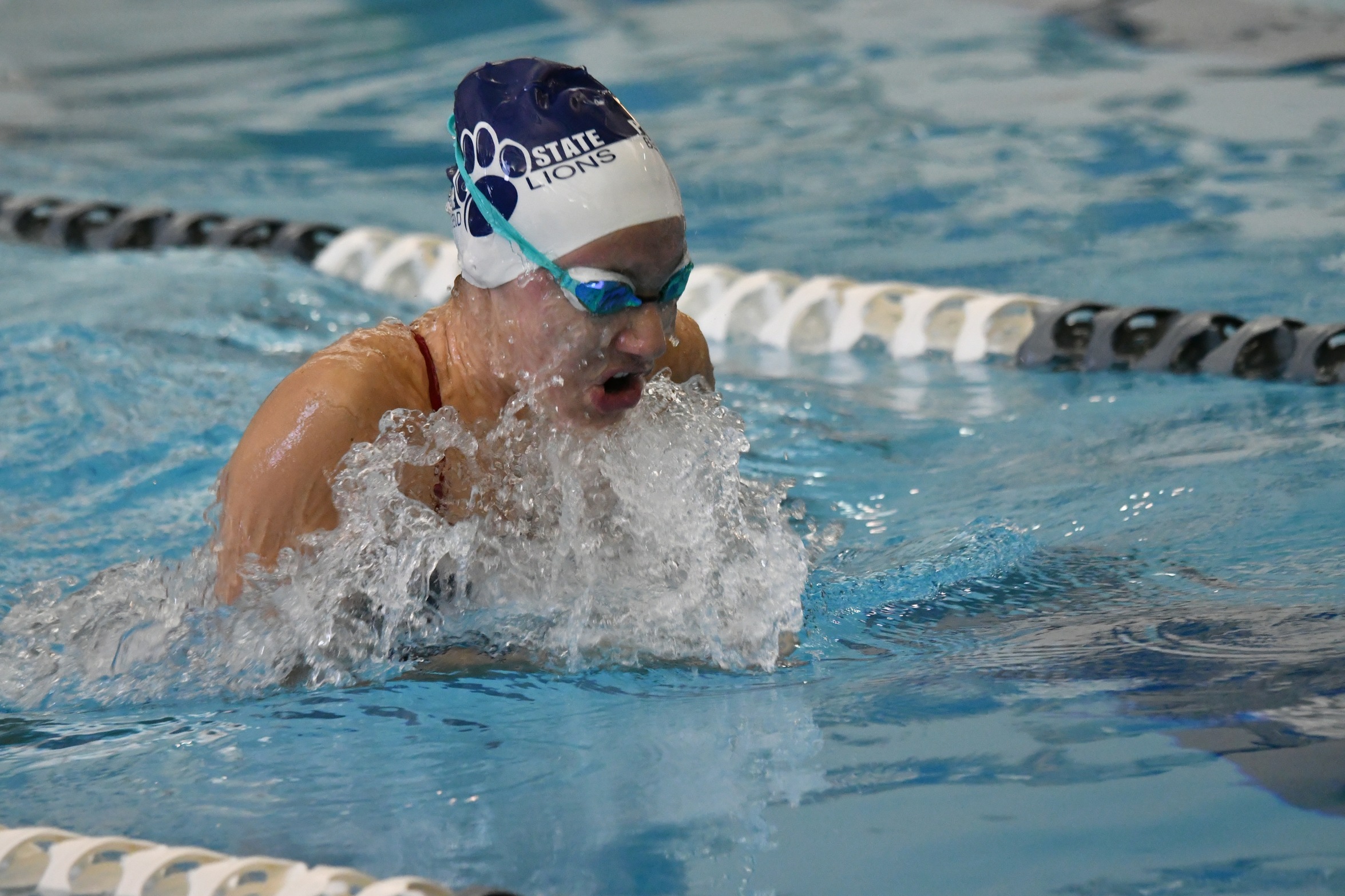 Altoona Tops Women's Swimming and Diving in AMCC Action