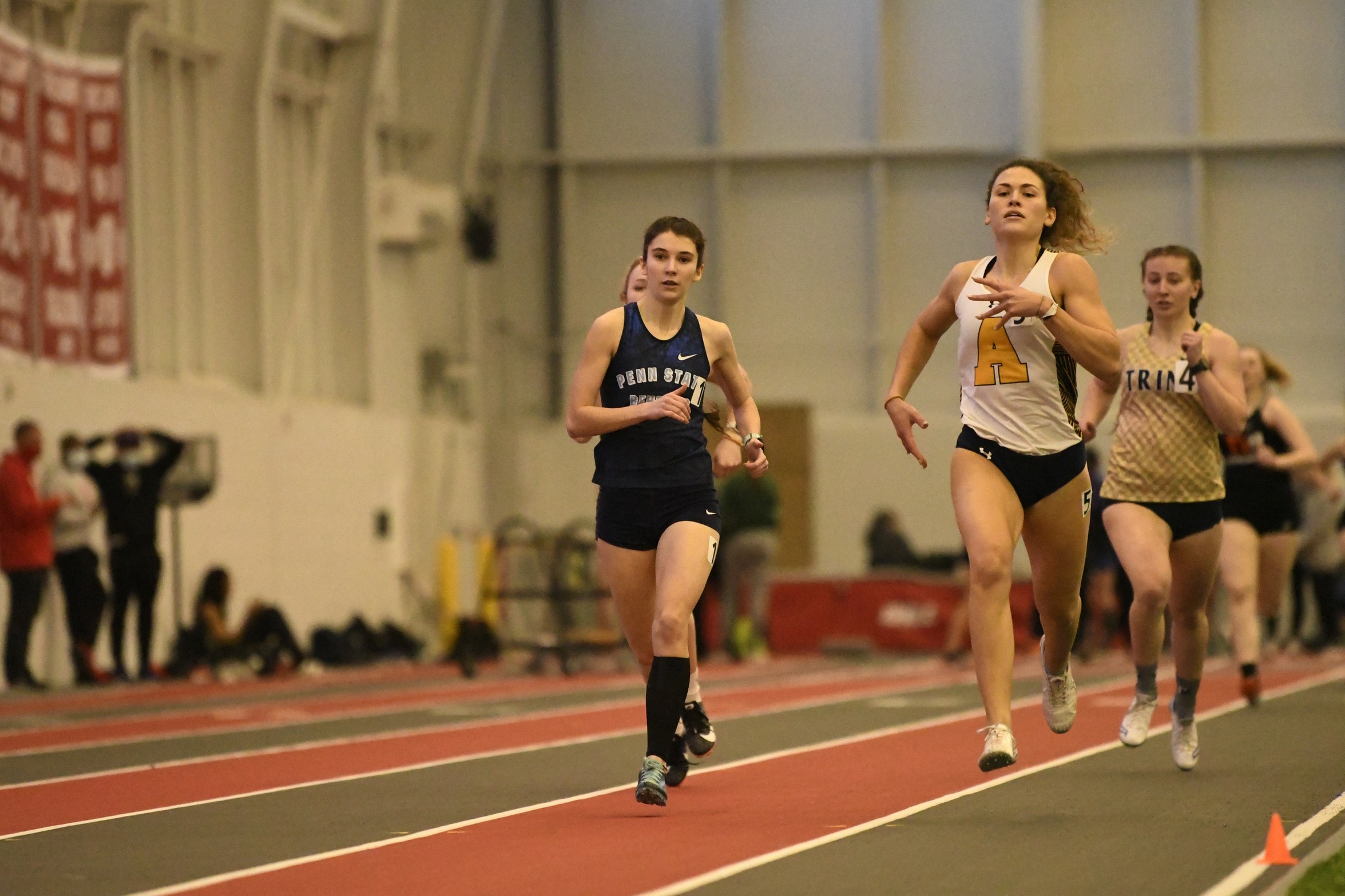 Women's Track and Field Competes in First Outdoor Meet of the Season