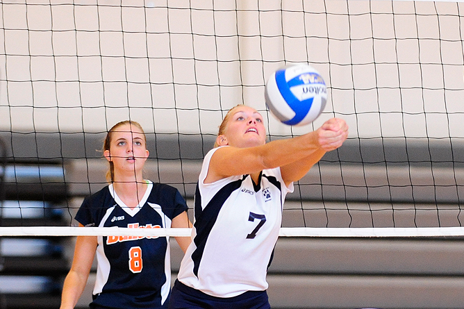 Women's Volleyball Edged By Buffalo State