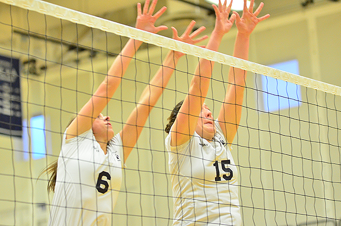 Women's Volleyball Falls To Grove City