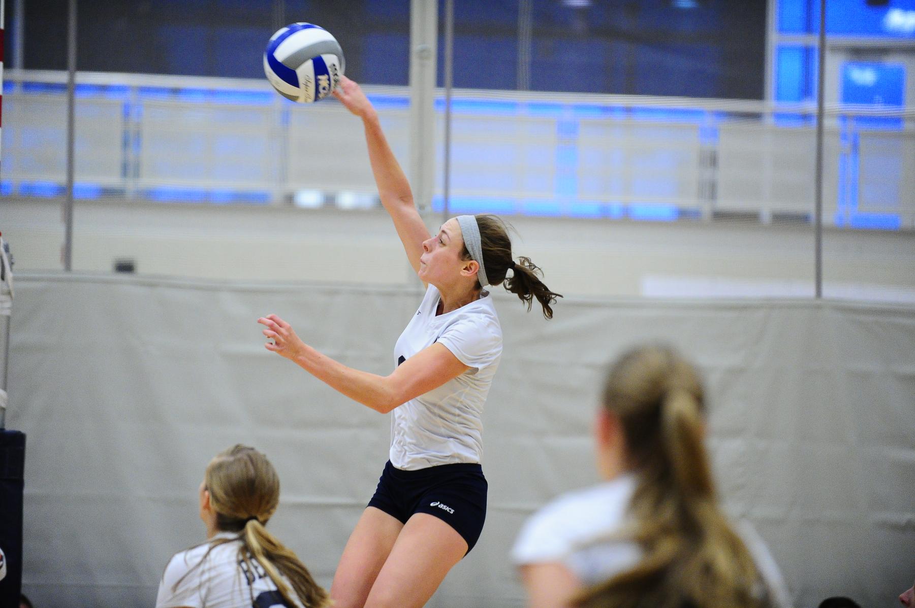 D'Youville Nips Women's Volleyball in AMCC Action