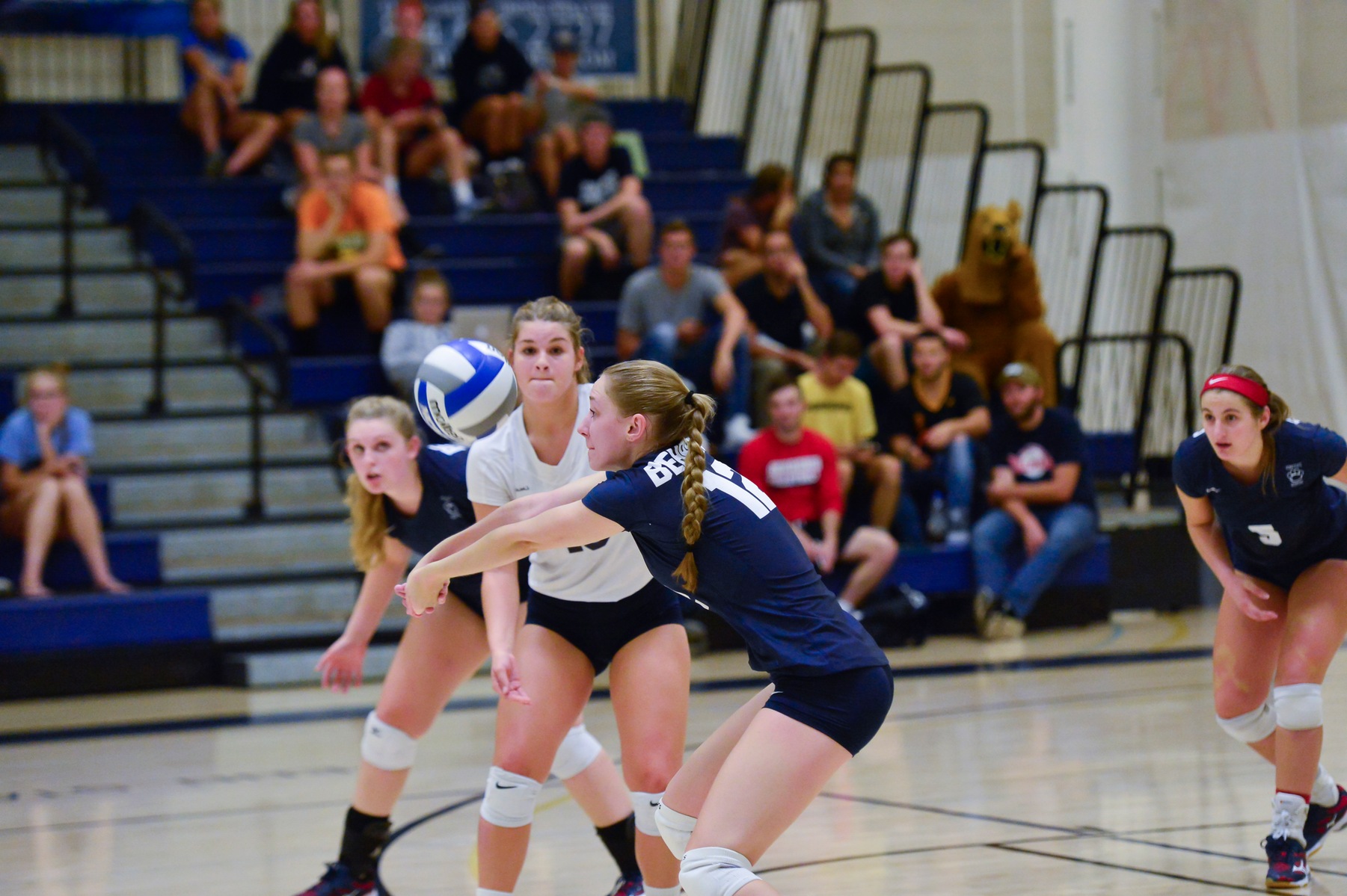 Women's Volleyball Falls To No. 3 Wittenberg