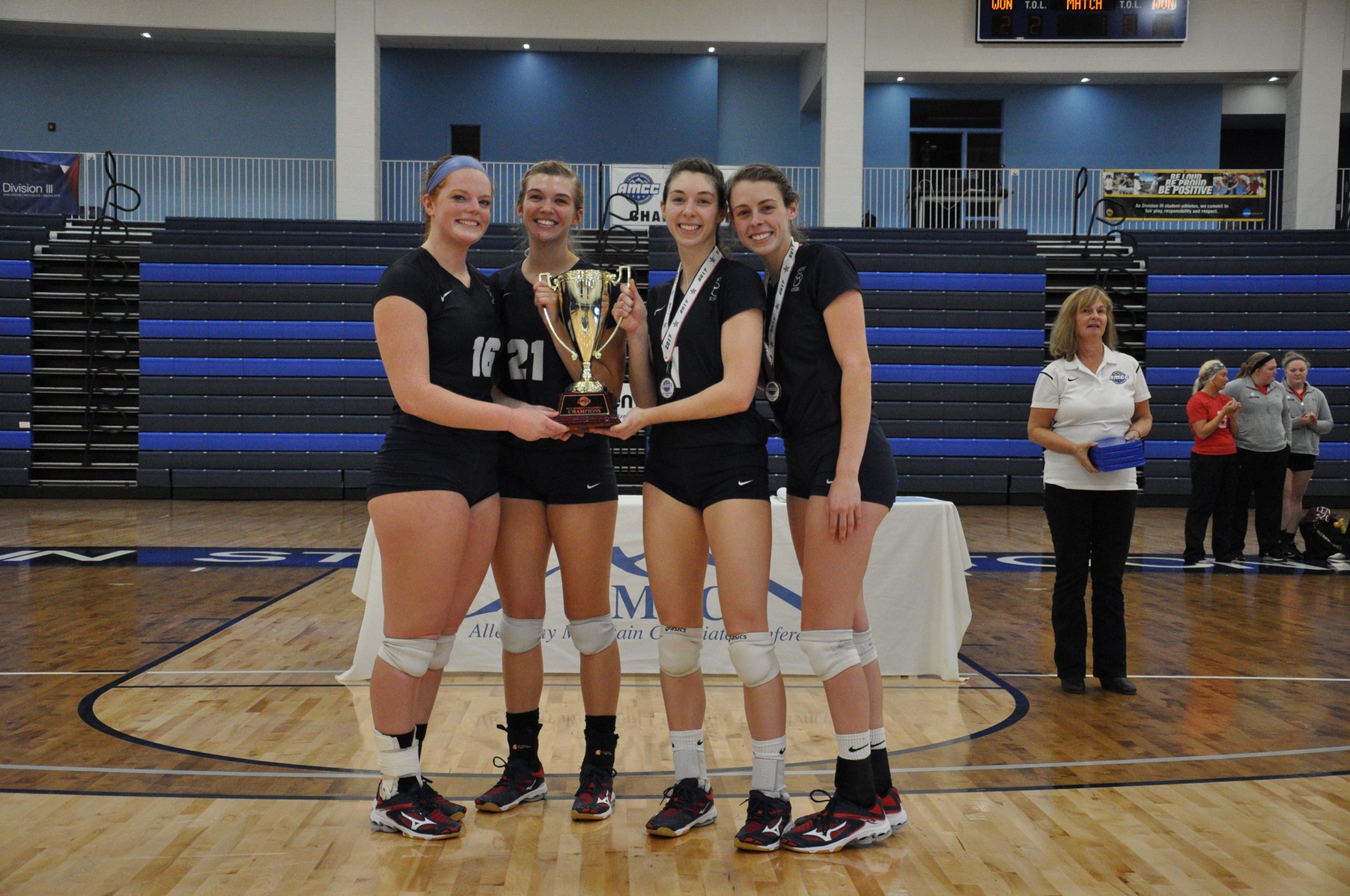 Women's Volleyball Claims Fourth AMCC Championship
