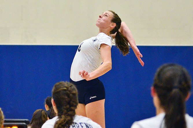 Lions Defeat Alfred; Saunders Named All-Tournament Team