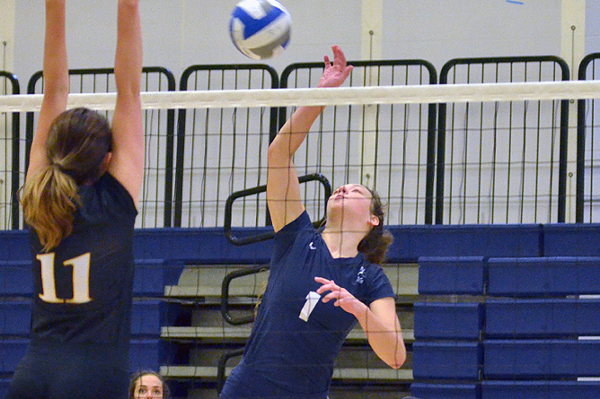 Fredonia Rallies Back to Defeat Women's Volleyball