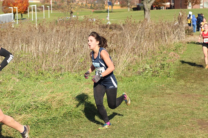 Women’s Cross Country Runs at Mideast Regionals on Saturday