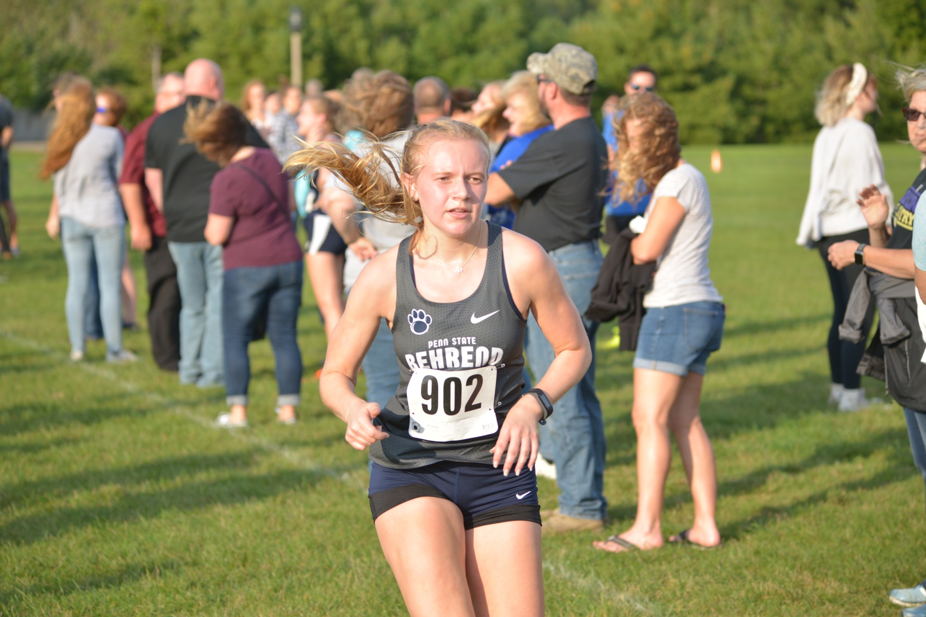 Women's Cross Country Competes in NCAA Mid-East Regional Saturday