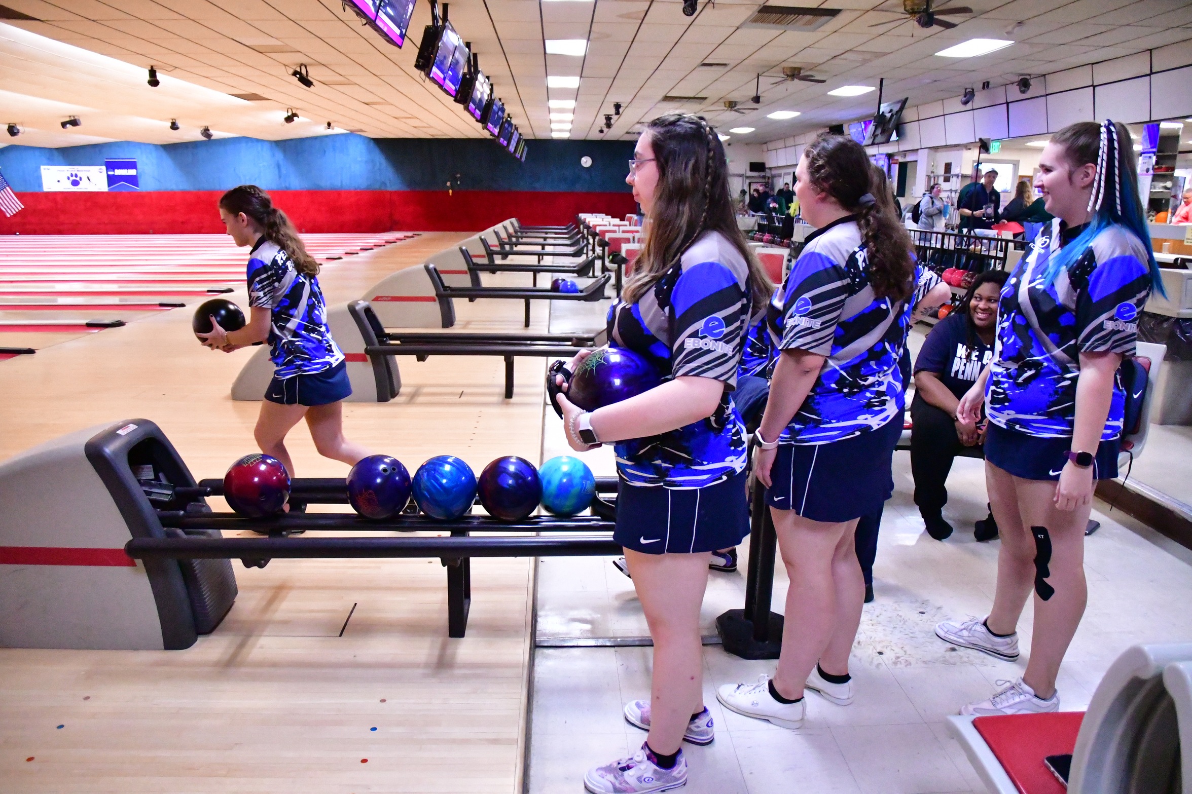 Women’s Bowling Hosts D’Youville At Eastland Bowl Saturday