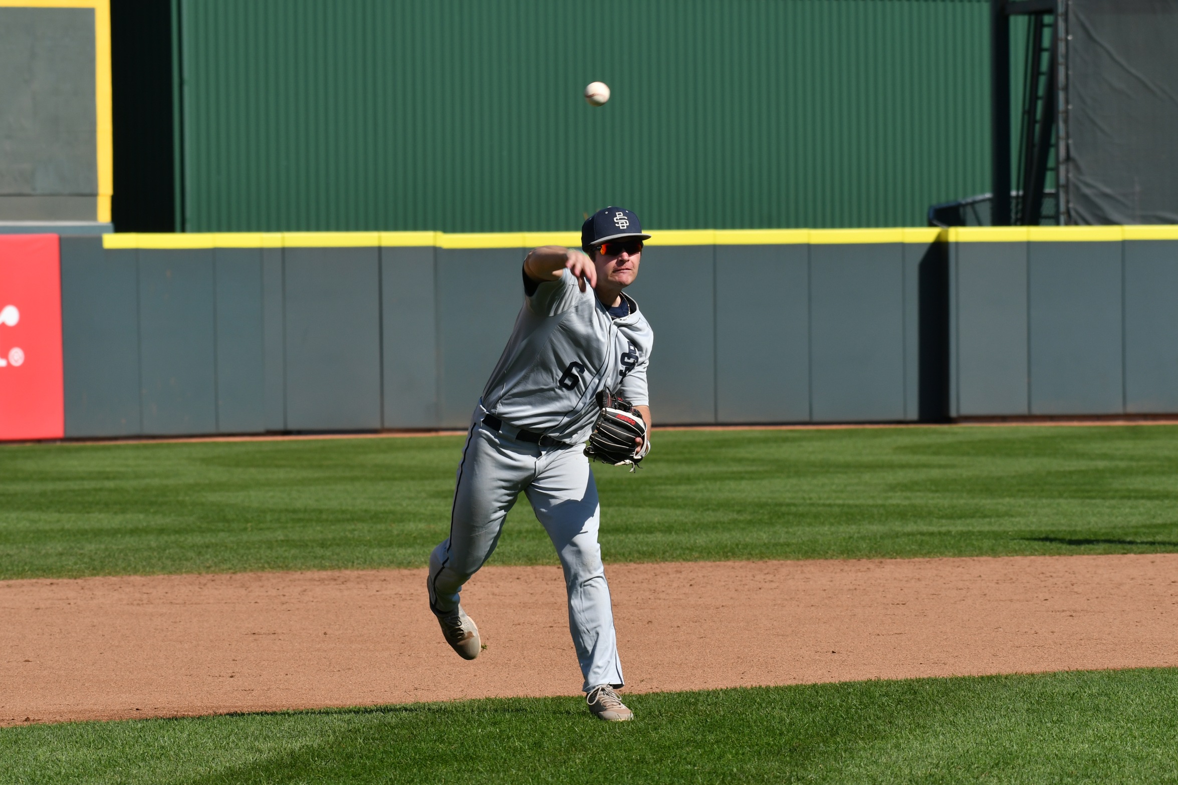 Lions Split With Bobcats in AMCC Doubleheader