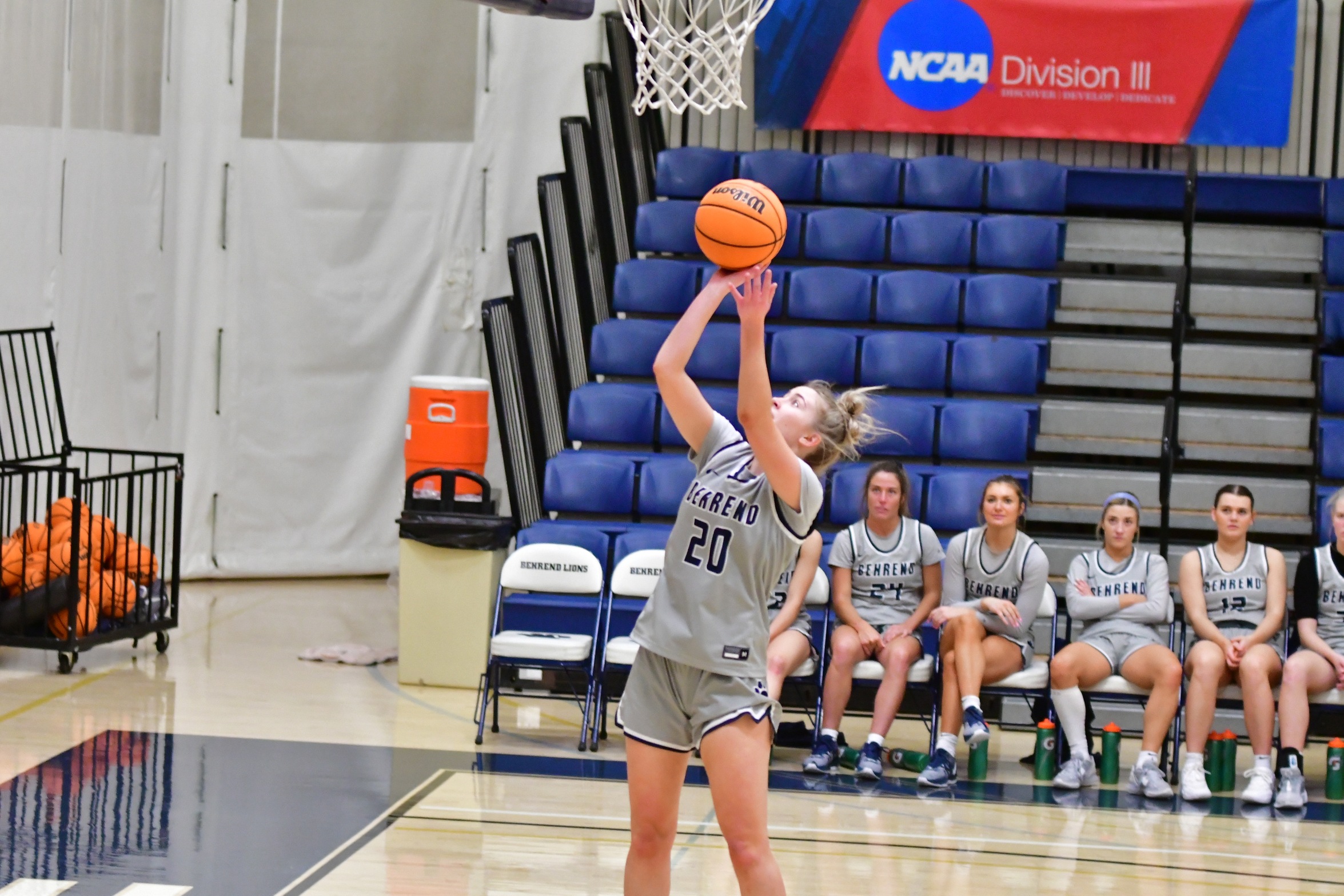 Defense Carries Women's Basketball Past Hilbert